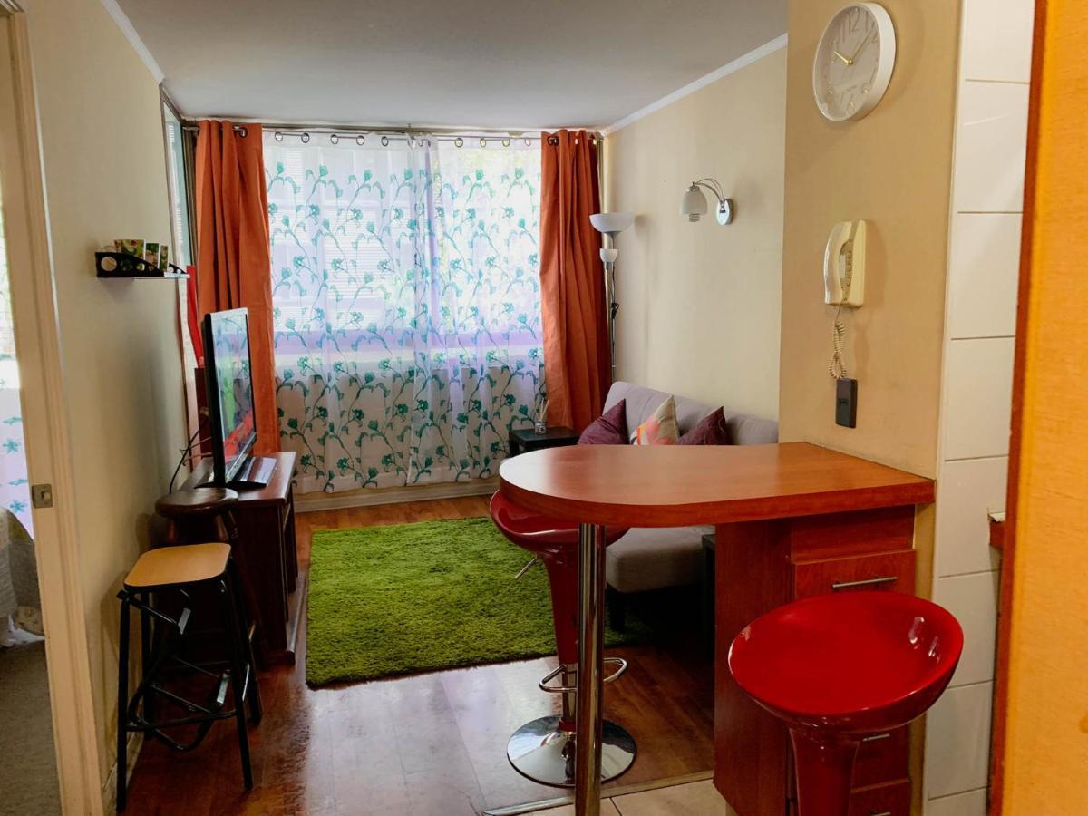 Depto 2 Metro Plaza De Armas Apartment Сантяго Екстериор снимка